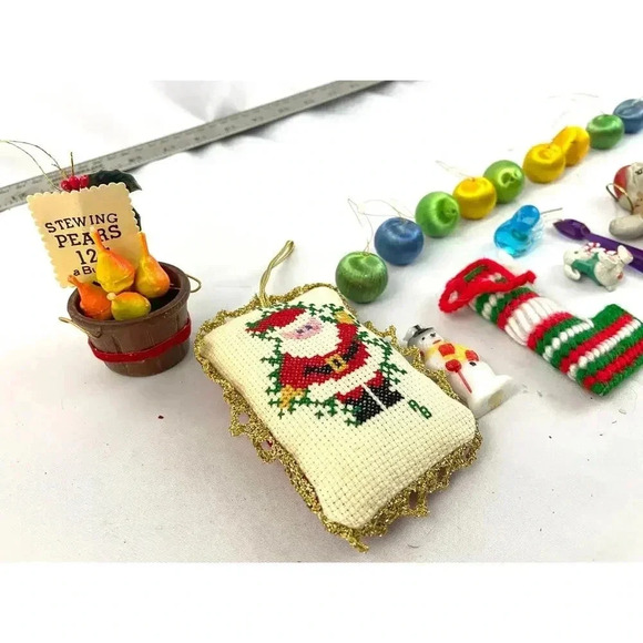 21x VTG Holiday Ornaments Christmas Satin Balls Stocking Snowman Fruit - Picture 2 of 9